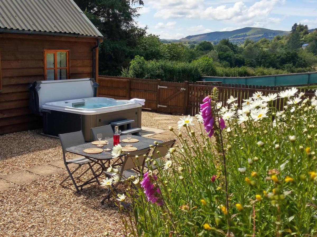 Seven Stars- Hot Tub & Garden With Fabulous Views. *