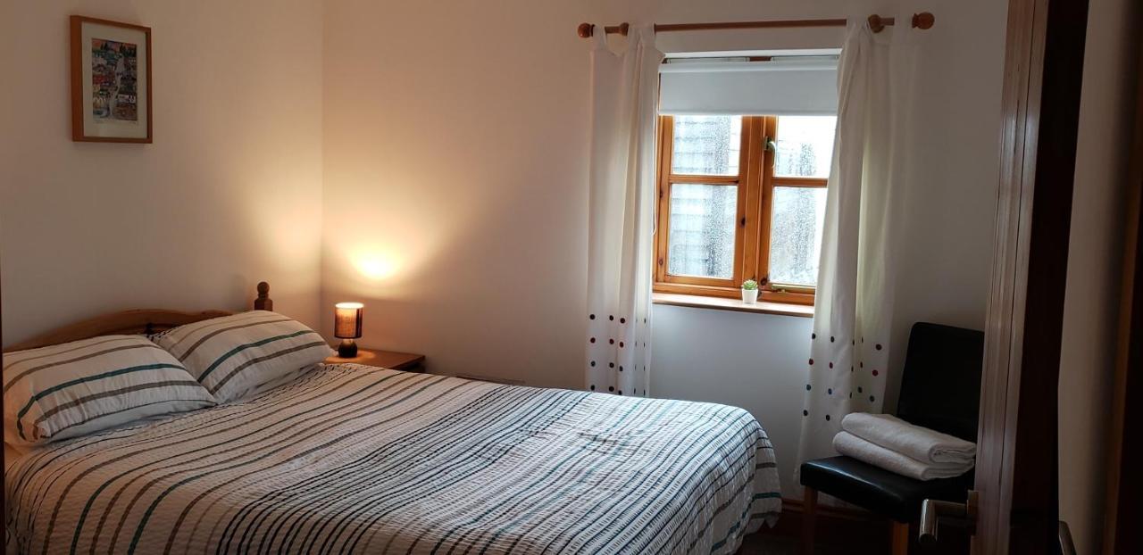 Seven Stars- Hot Tub & Garden With Fabulous Views. Holiday home *